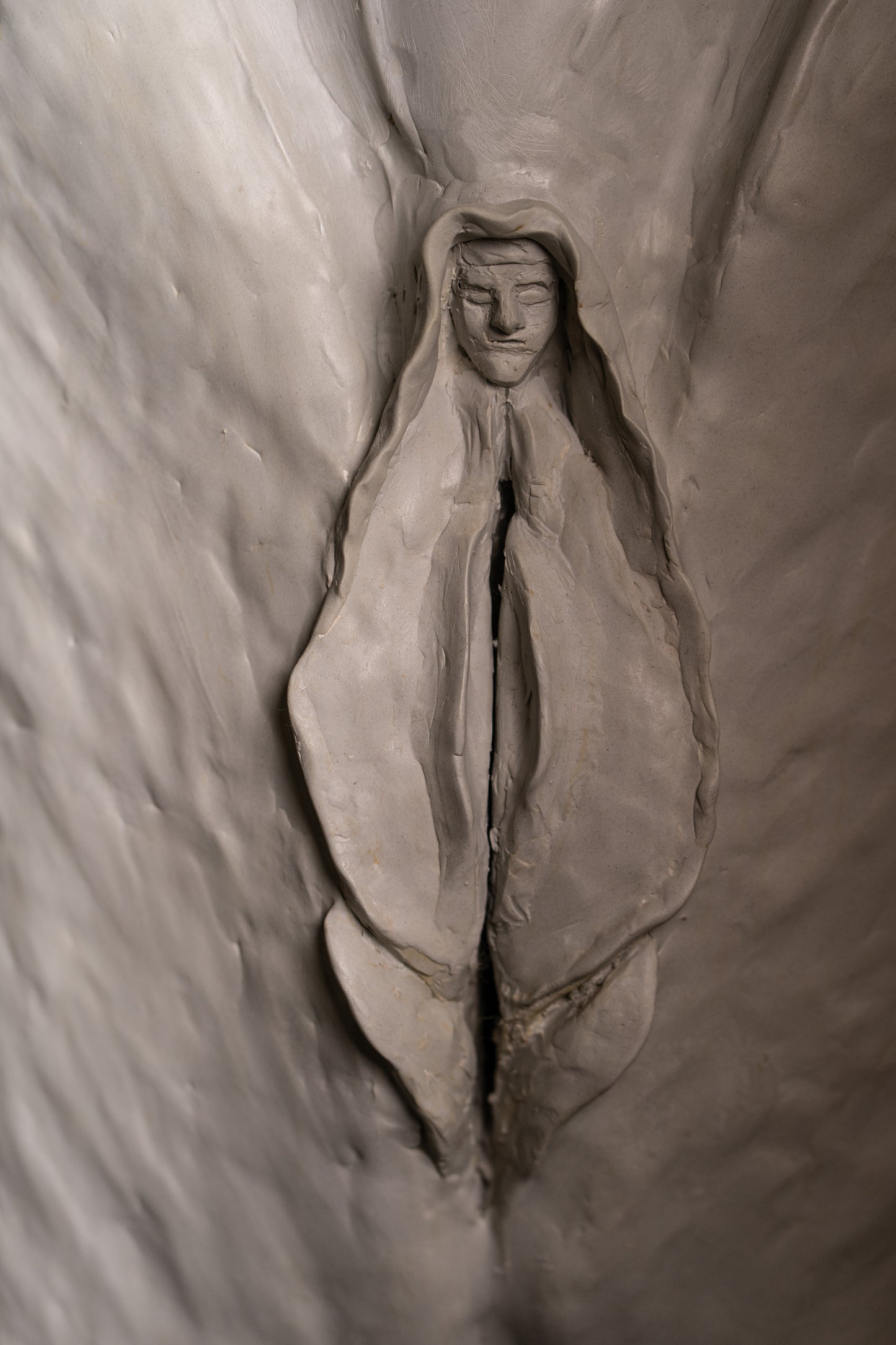 SALIENDO DE LA OSCURIDAD